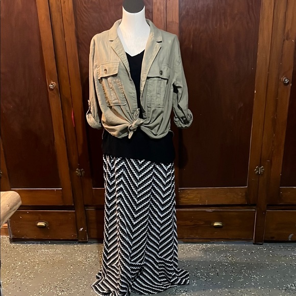 Black and White Casual Maxi Skirt - Picture 1 of 3
